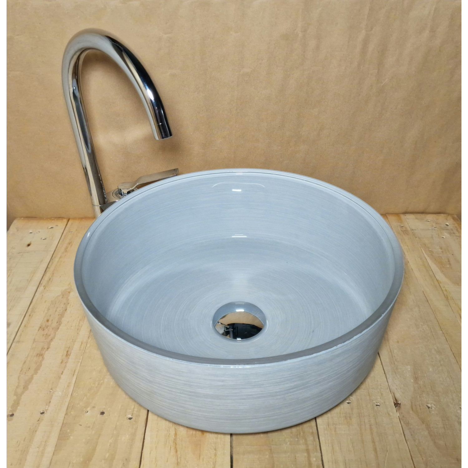 Skleněné designové umyvadlo "Modern Elegance" U 007