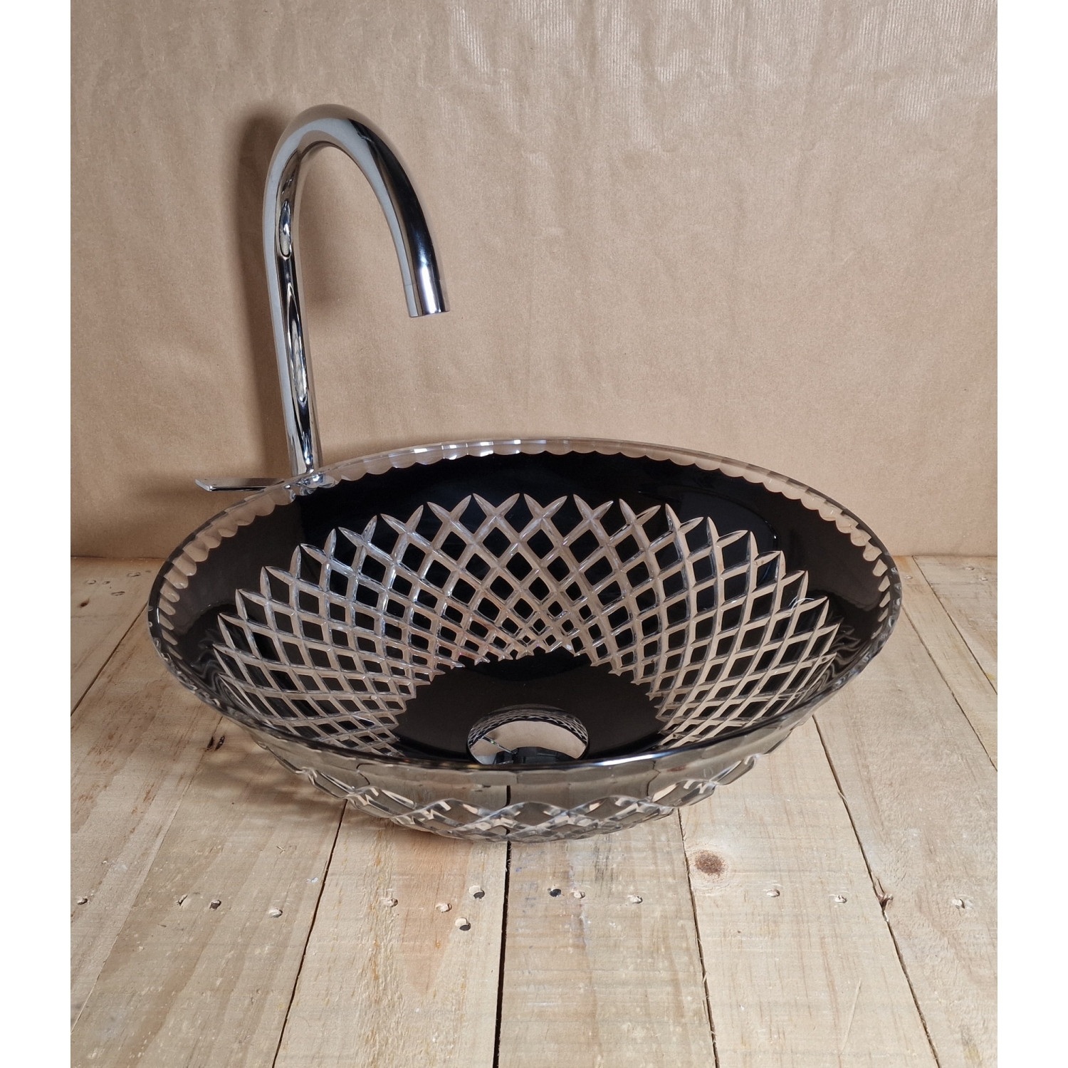 Exkluzivní skleněné umyvadlo z křišťálového skla U039